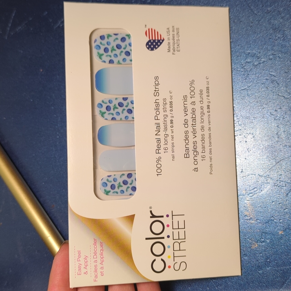 Colorstreet Berry Sweet